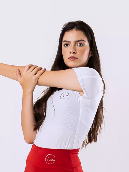 Camiseta Poliéster Furadinha Basic